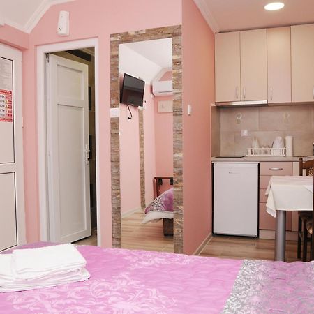 Favorit Apartments Čačak 部屋 写真