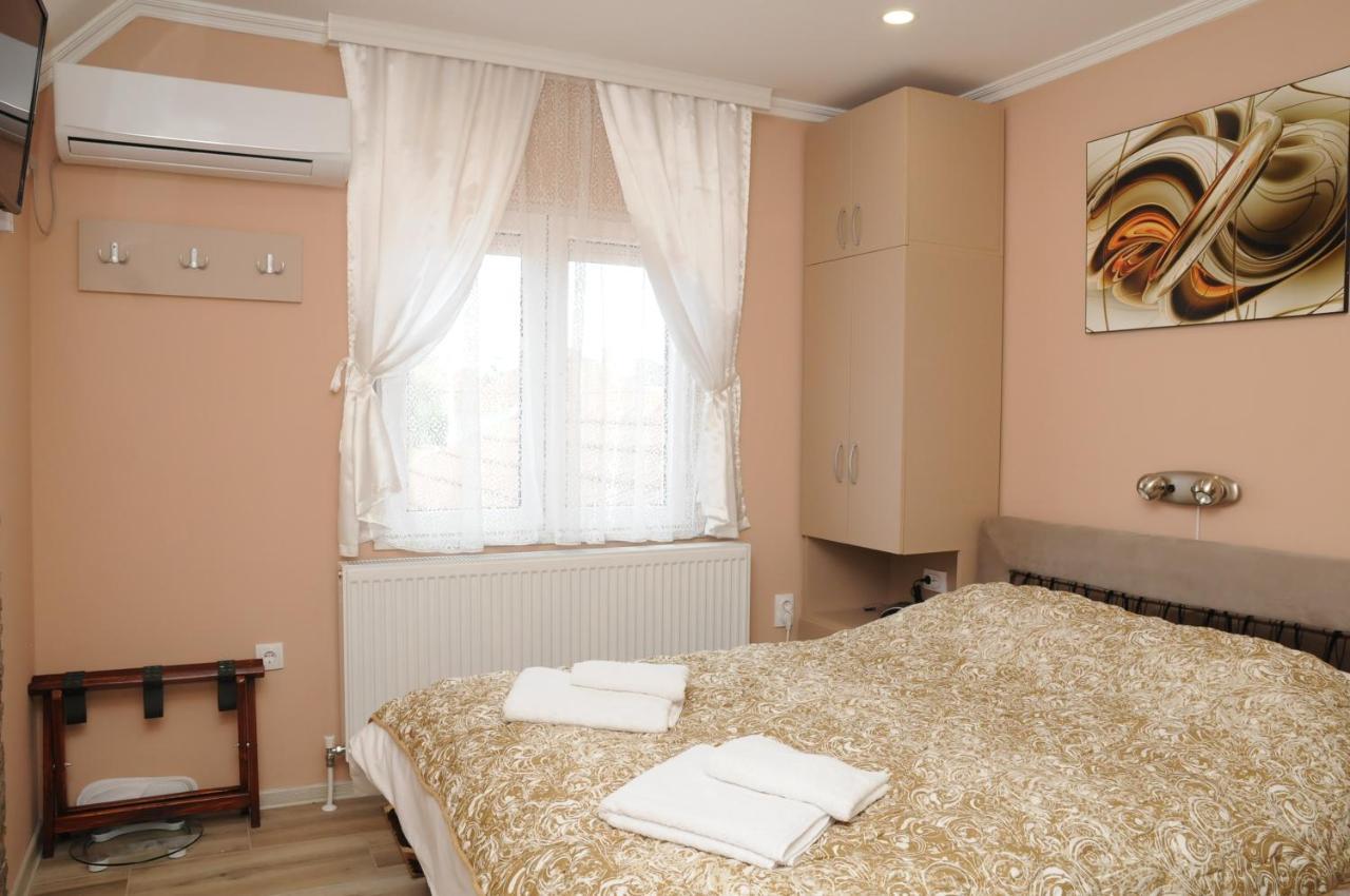 Favorit Apartments Čačak エクステリア 写真